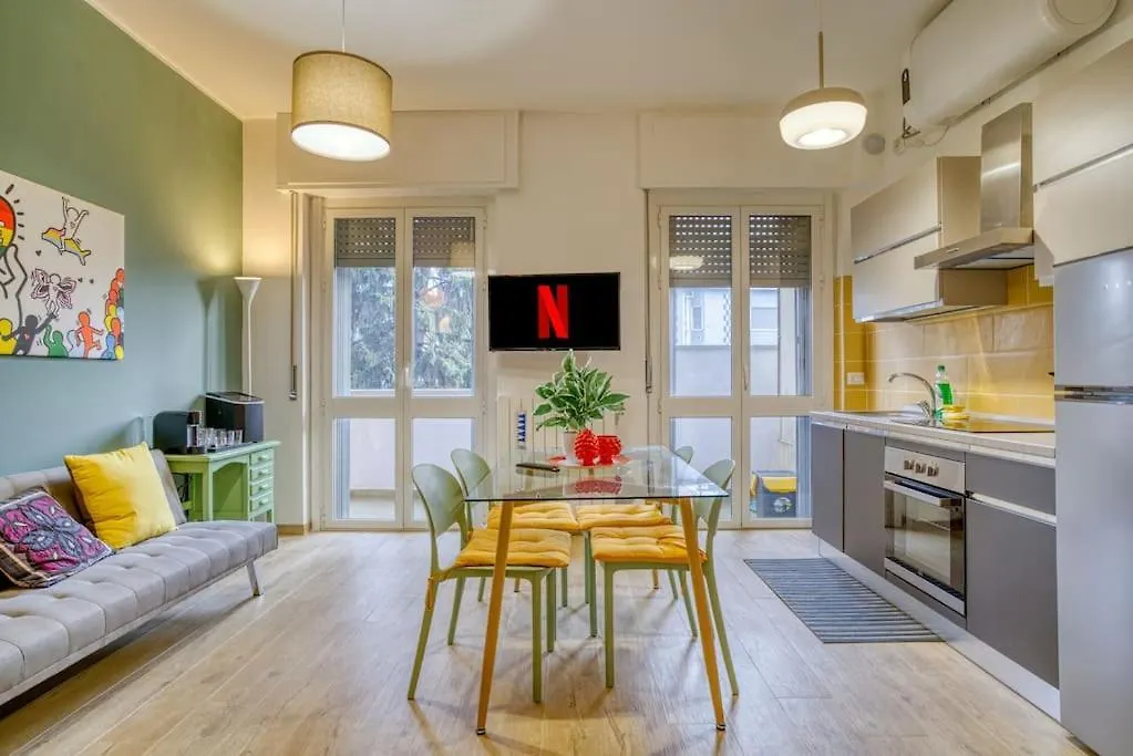 Milano Pop Connection Apartment 0*, Milan